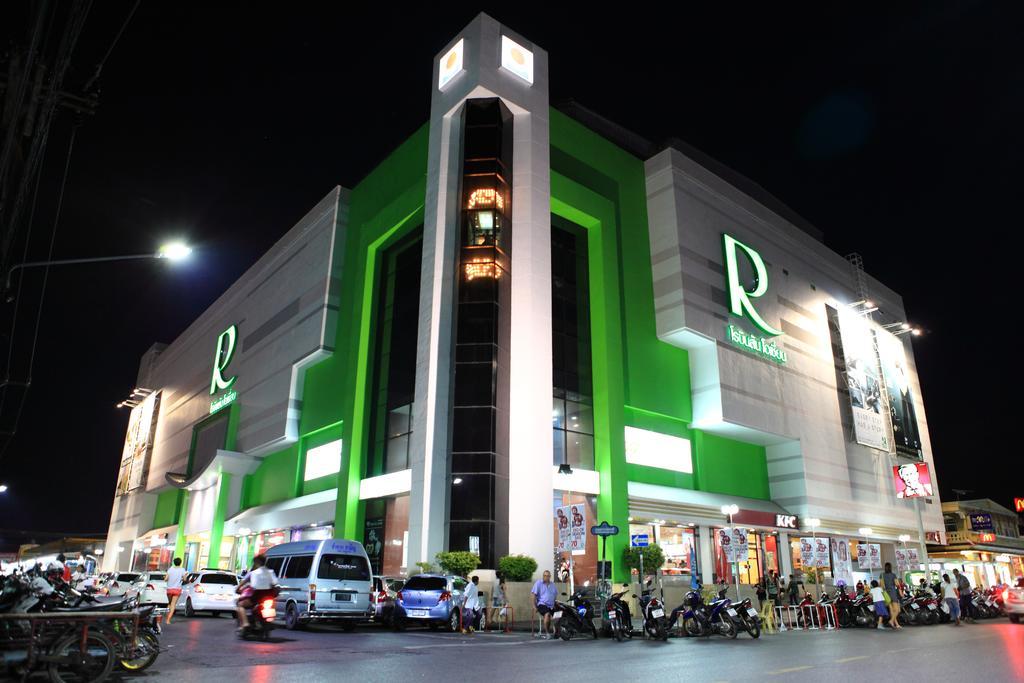 Meroom Phuket Buitenkant foto