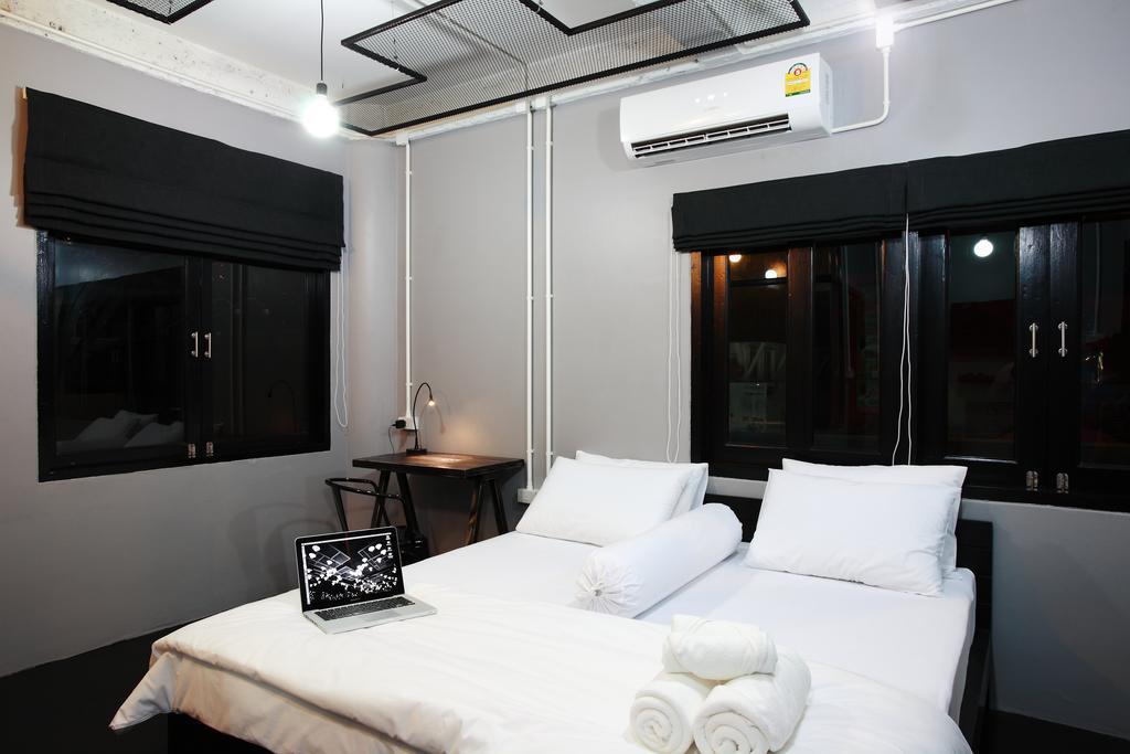 Meroom Phuket Buitenkant foto