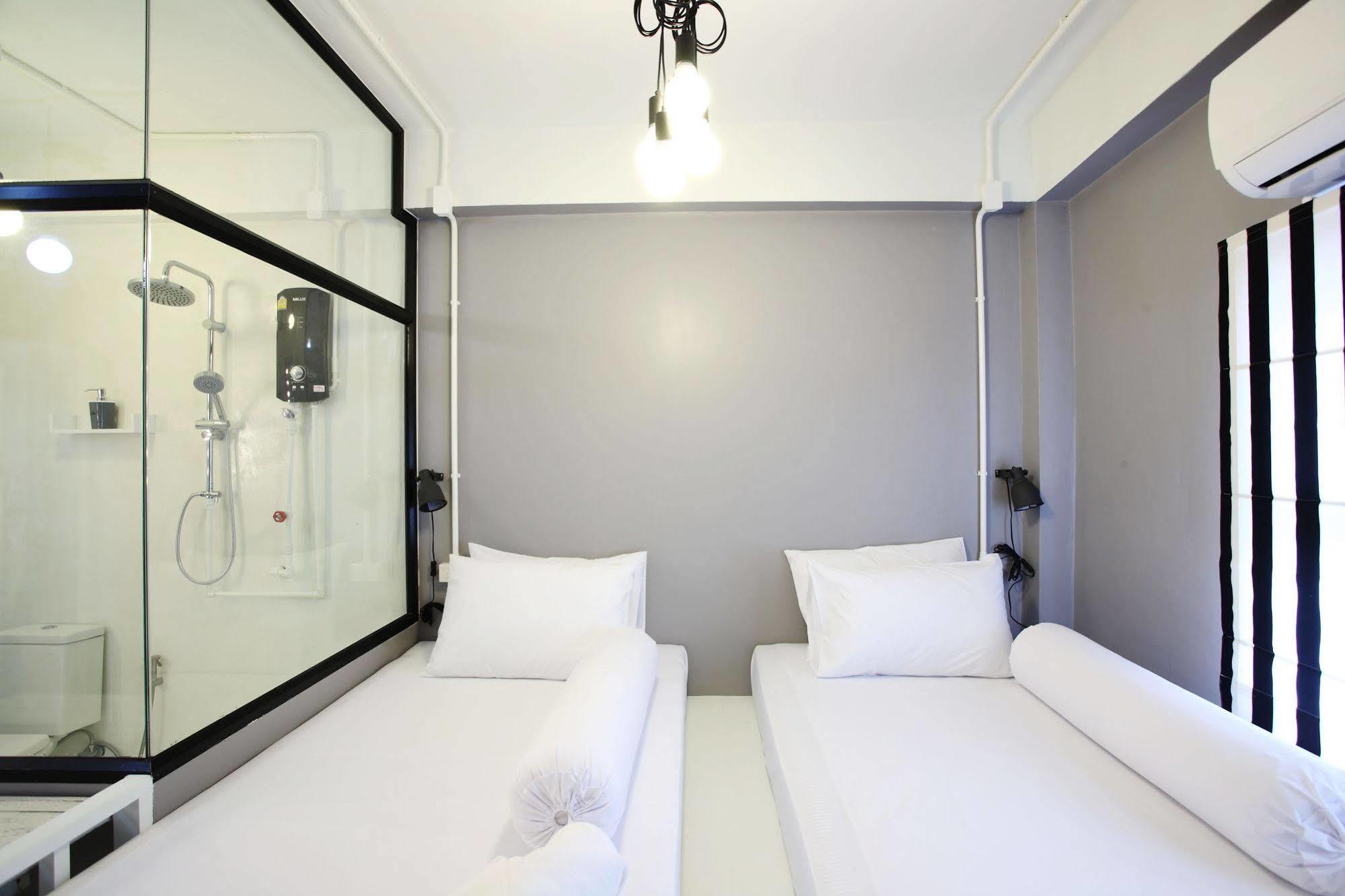 Meroom Phuket Buitenkant foto