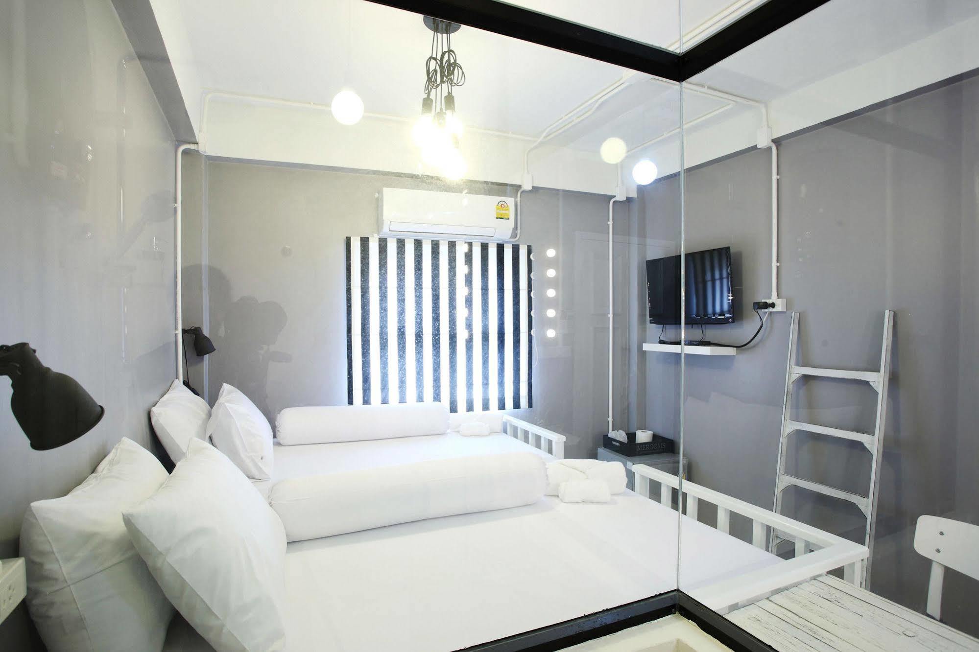 Meroom Phuket Buitenkant foto